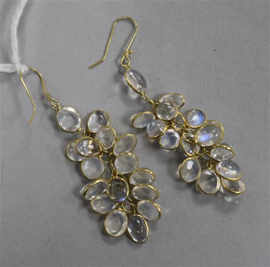 A pair of 14ct gold and moonstone drop earrings, 33mm.